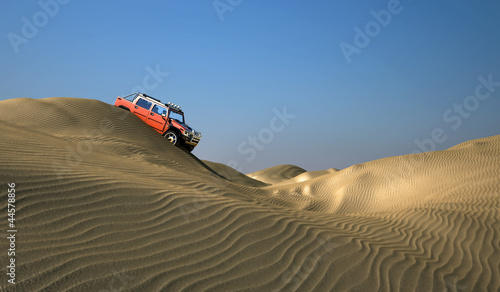 Obraz w ramie 4x4 crossing desert 3d illustration