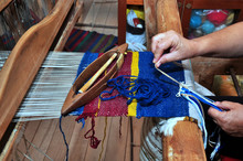 Horizontal Loom Weaver Of Making The Application