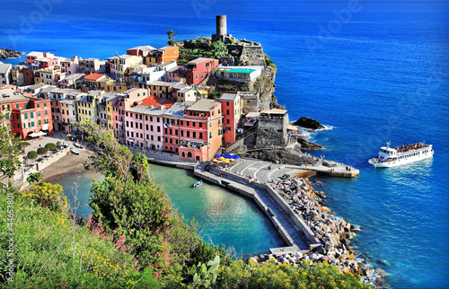 Tapeta ścienna Obrazowe włoskie wybrzeże - vernazza, pięć ziem