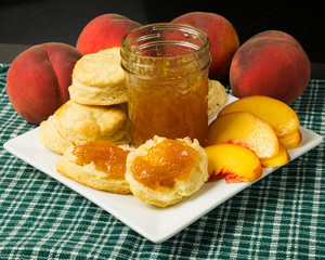 Wall Mural - Plate of biscuits with peaches and peach jam