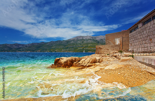 Obraz na płótnie canvas dwuczęściowy "dyptyk" Widok na plażę na wyspie Korcula. 