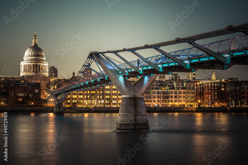 Naklejka - mata magnetyczna na lodówkę Night London