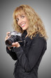 © Sergio Martínez - Mujer aficionada a la fotografía.
