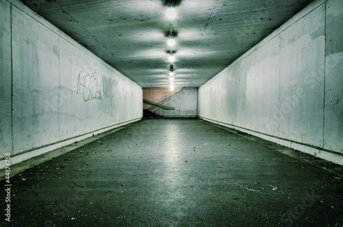 Obraz na płótnie canvas dwuczęściowy "dyptyk" Namiętny tunel vintage