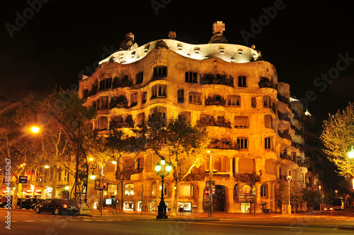 Fotoboard na płycie Casa mila, lub la pedrera, z antoni gaudi w barcelonie, hiszpania