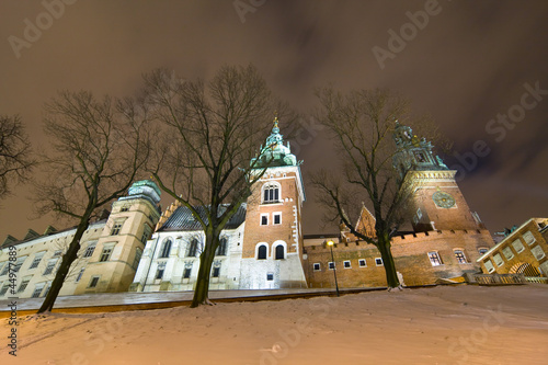 Board z aluminiowym obramowaniem Wzgórze wawel nocą - kraków