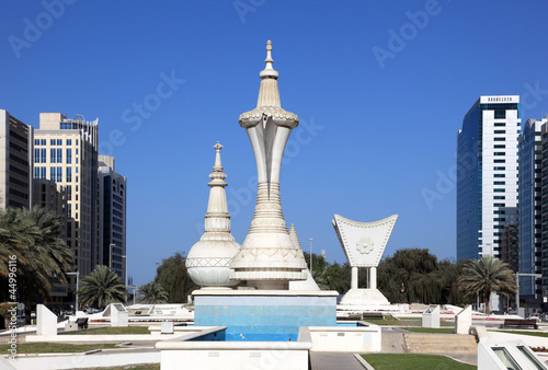 Fotoboard na płycie Pomnik garnek kawy arabskiej w abu dhabi, Zjednoczone Emiraty Arabskie