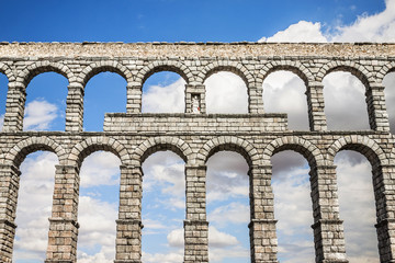 Canvas Print - The famous ancient aqueduct in Segovia, Castilla y Leon, Spain