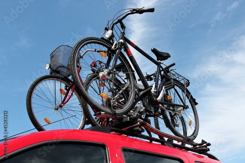 fahrräder auf dem dach zusätzlich sichern