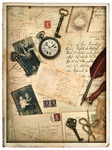 Fototapeta na wymiar nostalgic background with old photographs