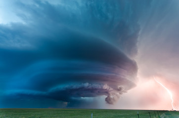 Wall Mural - Texas supercell and lightning, May 2012