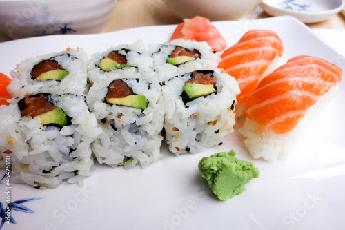 Tapeta ścienna Świeże sushi