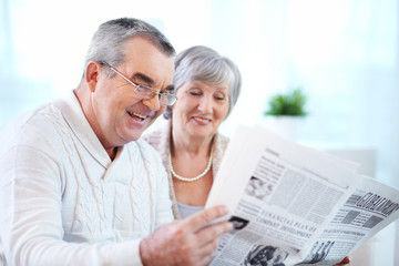 Canvas Print - Reading couple