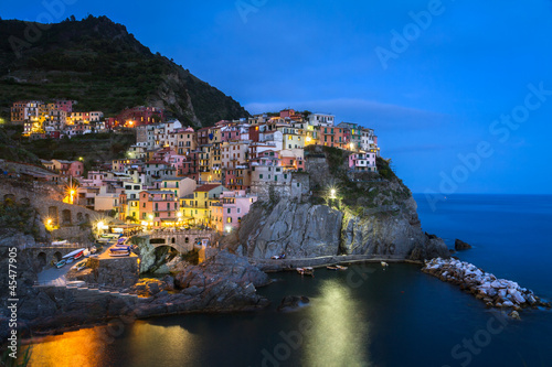 Tapeta ścienna Wieś manarola w nocy, Cinque Terre, Włochy