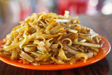 Fried noodles in Hong Kong style