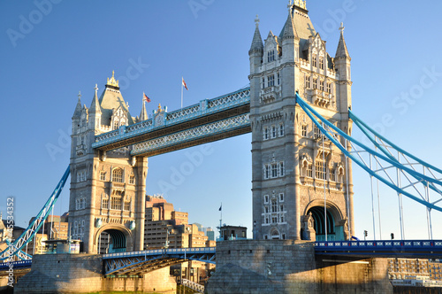 Plakat na papierze fotorealistycznym London Tower Bridge