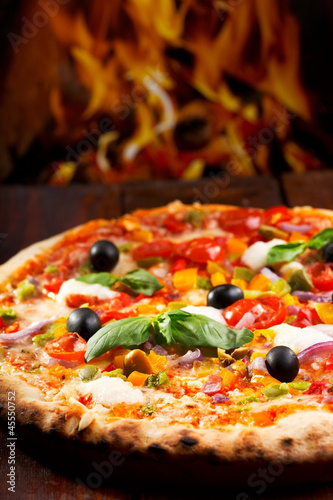 Board z aluminiowym obramowaniem Pizza z warzywami