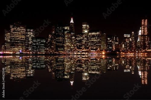 Plakat na papierze fotorealistycznym Noc na Manhattanie