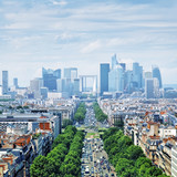 Fototapeta Paryż - View of Le Defence form the Arch of Triumph.
