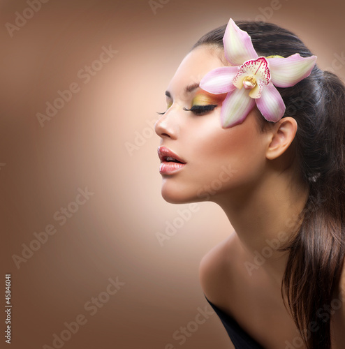 Naklejka - mata magnetyczna na lodówkę Beauty Portrait. Beautiful Stylish Girl with Orchid Flower