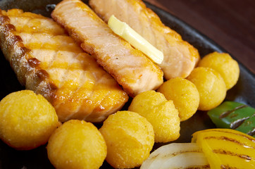 Canvas Print - Salmon Steak with Vegetable