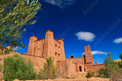 Plakat na papierze fotorealistycznym Piękny widok na kasbah ait ben haddou w Maroku