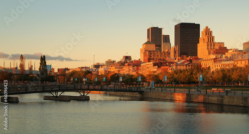 Plakat na papierze fotorealistycznym Montreal Miasto