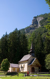 Fototapeta Na drzwi - Kapelle am Pragser Wildsee - Dolomiten - Alpen