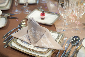 Elegant table set for a wedding dinner