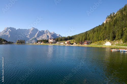 Board z aluminiowym obramowaniem Jezioro misurina - dolomiten - alpen