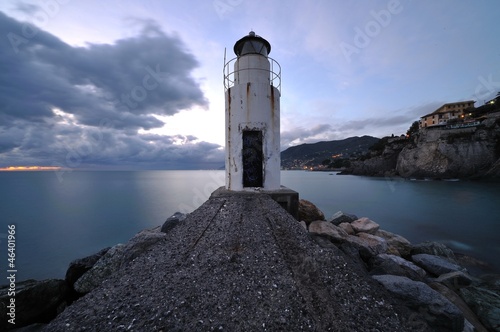 Board z aluminiowym obramowaniem Camogli, latarnia morska