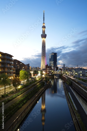 Board z aluminiowym obramowaniem Tokyo sky tree