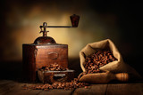 Fototapeta Kuchnia - antico macinino da caffè