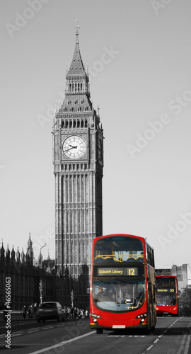 Naklejka samoprzylepna Piętrowy autobus, big ben w tyle