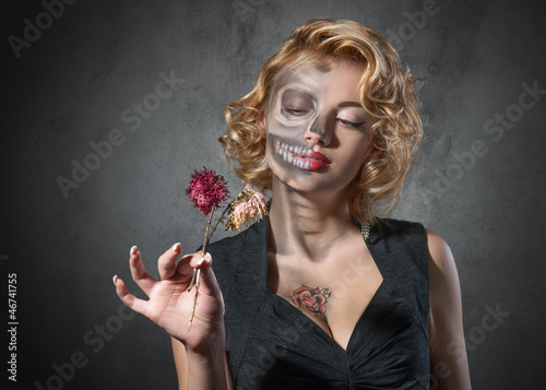 Tapeta ścienna Kostium na halloween - portret zmarłej aktorki