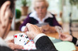 canvas print picture - Drei ältere Damen spielen Karten
