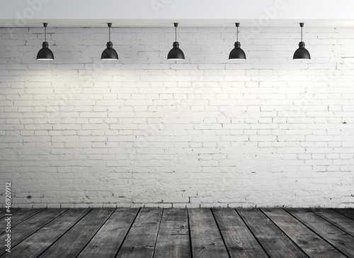 Board z aluminiowym obramowaniem Ceglane wnętrze i pięć lamp