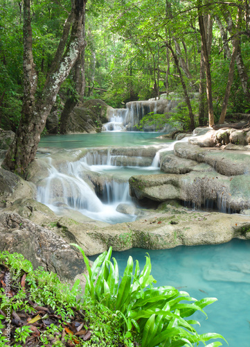 Obraz w ramie Wodospad Erawan Park Narodowy w Tajlandii