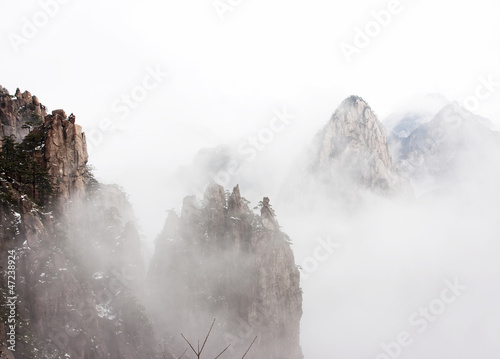 Obraz na płótnie canvas dwuczęściowy "dyptyk" Chiny Huangshan, mgła