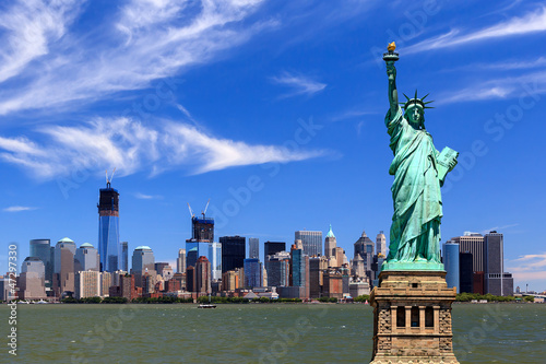 Plakat na papierze fotorealistycznym Nowy Jork - manhattan - Statua Wolności