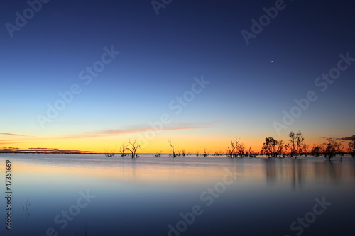 Foto-Leinwand ohne Rahmen - Abendhimmel nach Sonnenuntergang am See (von ralphmaurer)