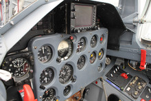 Cockpit L39