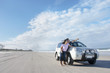© Creativa Images - Honeymoon road trip at the beach