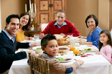 Wall Mural - Multi Generation Family Celebrating Thanksgiving