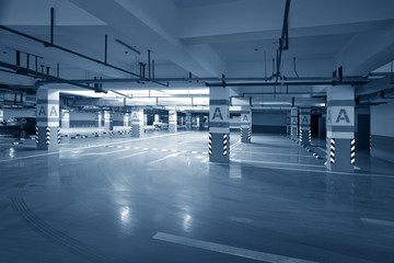 Canvas Print - Underground parking