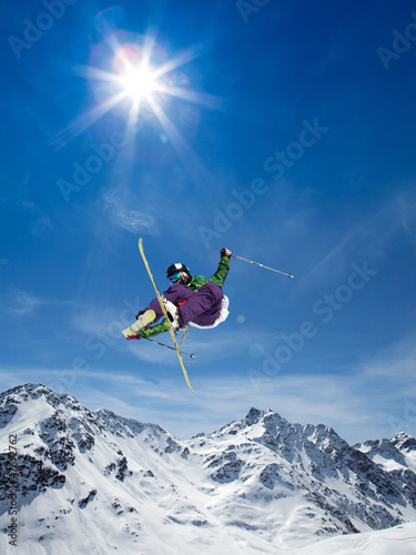 Board z aluminiowym obramowaniem Ski freestyle