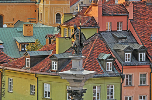 Naklejka samoprzylepna Stare miasto o zachodzie słońca. 