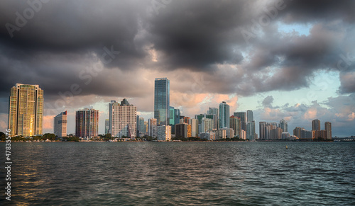 Plakat na papierze fotorealistycznym Świt widok Miami panoramę