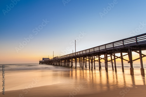 Tapeta ścienna Zachód słońca w Newport Beach Pier