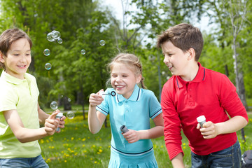 Canvas Print - Playing outside